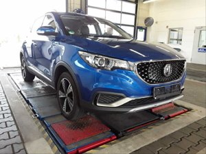 MG ZS EV Luxury - Electric - Automatic - 143 hp - 52.942 km