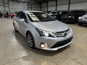 Toyota Avensis 1.8i Premium - Petrol - Manual - 147 hp - 59.668 km