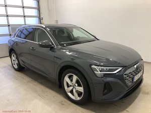 Audi Q8 E-tron 50 - Quattro - Electric - Automatic - 340 hp - 21.984 km