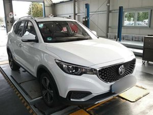 MG ZS EV Luxury - Electric - Automatic - 143 hp - 39.681 km