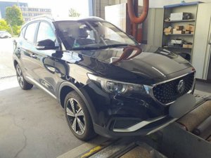 MG ZS EV Luxury - Electric - Automatic - 143 hp - 26.401 km