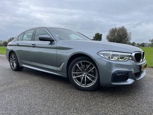 BMW 5 Series 520i M-Pack - Petrol - Automatic - 184 hp - 223.510 km