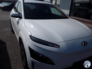 Hyundai Kona Select - Electric - Automatic - 136 hp - 36.139 km