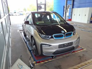 BMW i3 120 Ah - Electric - Automatic - 170 hp - 6.200 km