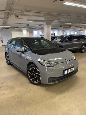 Volkswagen ID.3 Pro Performance - Electric - Automatic - 204 hp - 21.000 km
