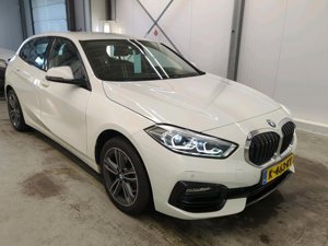 BMW 1 Series 118i Executive - Petrol - Automatic - 136 hp - 124.072 km