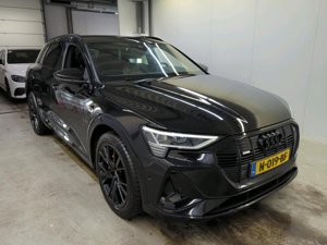 Audi E-tron 55 S Edition - Quattro - Electric - Automatic - 408 hp - 162.102 km