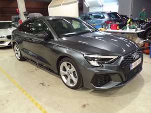 Audi A3 35 TFSI S Line - Petrol - Automatic - 150 hp - 55.507 km