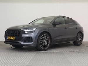Audi Q8 55 TFSIe Pro Line - Quattro - Hybrid - Automatic - 340 hp - 114.538 km