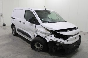 Fiat 130 Doblo 1.5 HDI - Diesel - Manual - hp - 142.061 km