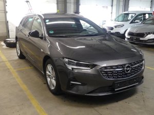 Opel Insignia Sports Tourer 2.0 Business - Diesel - Automatic - 174 hp - 52.306 km