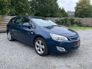 Opel Astra Sports Tourer 1.7 CDTI Enjoy - Diesel - Manual - 110 hp - 186.250 km