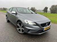 Volvo V40 D4 R-Design - Diesel - Automatic - 190 hp - 323.394 km