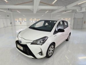 Toyota Yaris 1.5 Business - Hybrid - Automatic - 73 hp - 75.227 km