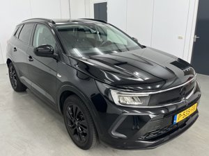 Opel Grandland X 1.2 GS Line - Petrol - Manual - 130 hp - 199.641 km