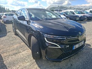 Renault Megane E-Tech Techno - Electric - Automatic - 220 hp - 39.640 km