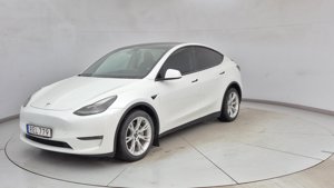 Tesla Model Y Long Range - Dual Motor - Electric - Automatic - 514 hp - 64.604 km