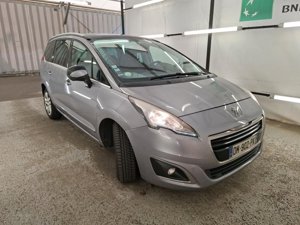 Peugeot 5008 2.0 HDI Allure - Diesel - Manual - 150 hp - 232.660 km
