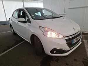 Peugeot 208 1.5 HDI Premium - Diesel - Manual - 100 hp - 179.829 km