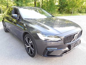 Volvo V90 T8 Ultimate Dark - AWD - Hybrid - Automatic - 310 hp - 87.644 km