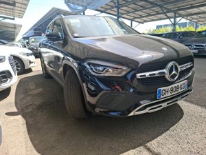 Mercedes-Benz GLA 250e Business Line - Hybrid - Automatic - 218 hp - 37.917 km