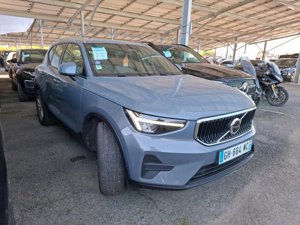 Volvo XC40 B3 Start - Petrol - Automatic - 163 hp - 94.218 km