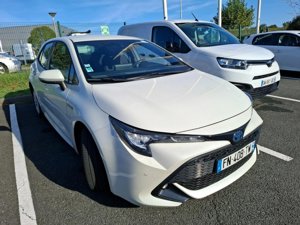 Toyota Corolla 1.8 Dynamic Business - Hybrid - Automatic - 122 hp - 51.713 km