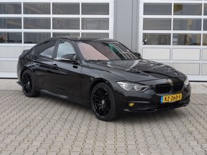 BMW 3 Series 318i High Executive - Petrol - Manual - 136 hp - 222.101 km