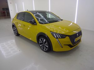 Peugeot 208 1.2i GT - Petrol - Automatic - 102 hp - 100.283 km