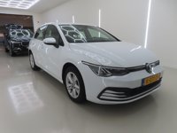 Volkswagen Golf 1.0 eTSI Life - Petrol - Automatic - 110 hp - 87.547 km