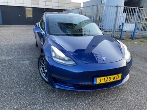 Tesla Model 3 Long Range 75 kWh - Dual Motor - Electric - Automatic - 351 hp - 96.358 km