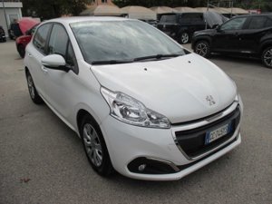 Peugeot 208 Active - Diesel - Manual - 102 hp - 53.215 km