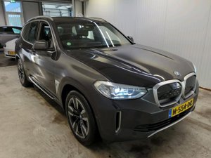 BMW iX3 74 kWh - Electric - Automatic - 286 hp - 76.637 km