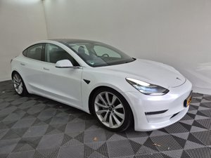 Tesla Model 3 Long Range 75 kWh - Dual Motor - Electric - Automatic - 350 hp - 185.801 km