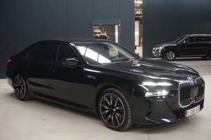 BMW 7 Series 760 M Sport - xDrive - Hybrid - Automatic - 381 hp - 39.953 km