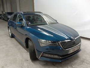 Skoda Superb Combi 1.4 TSI Style - Hybrid - Automatic - 156 hp - 82.199 km